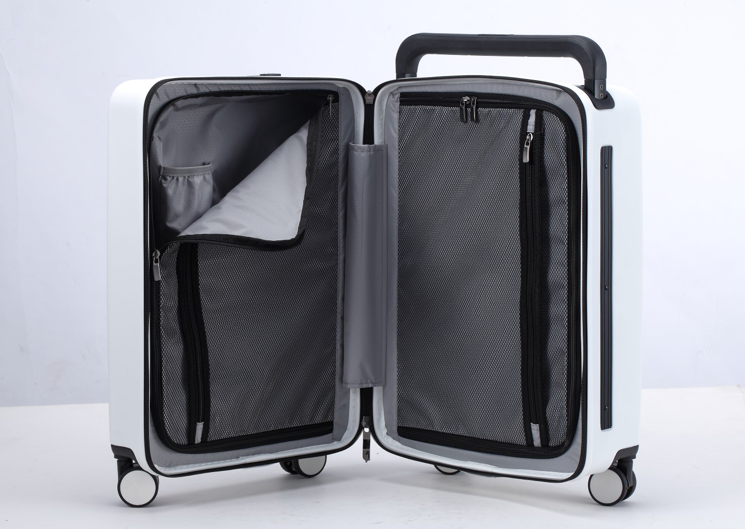 20-inch brede trolleybagage instapkoffer met USB-oplader