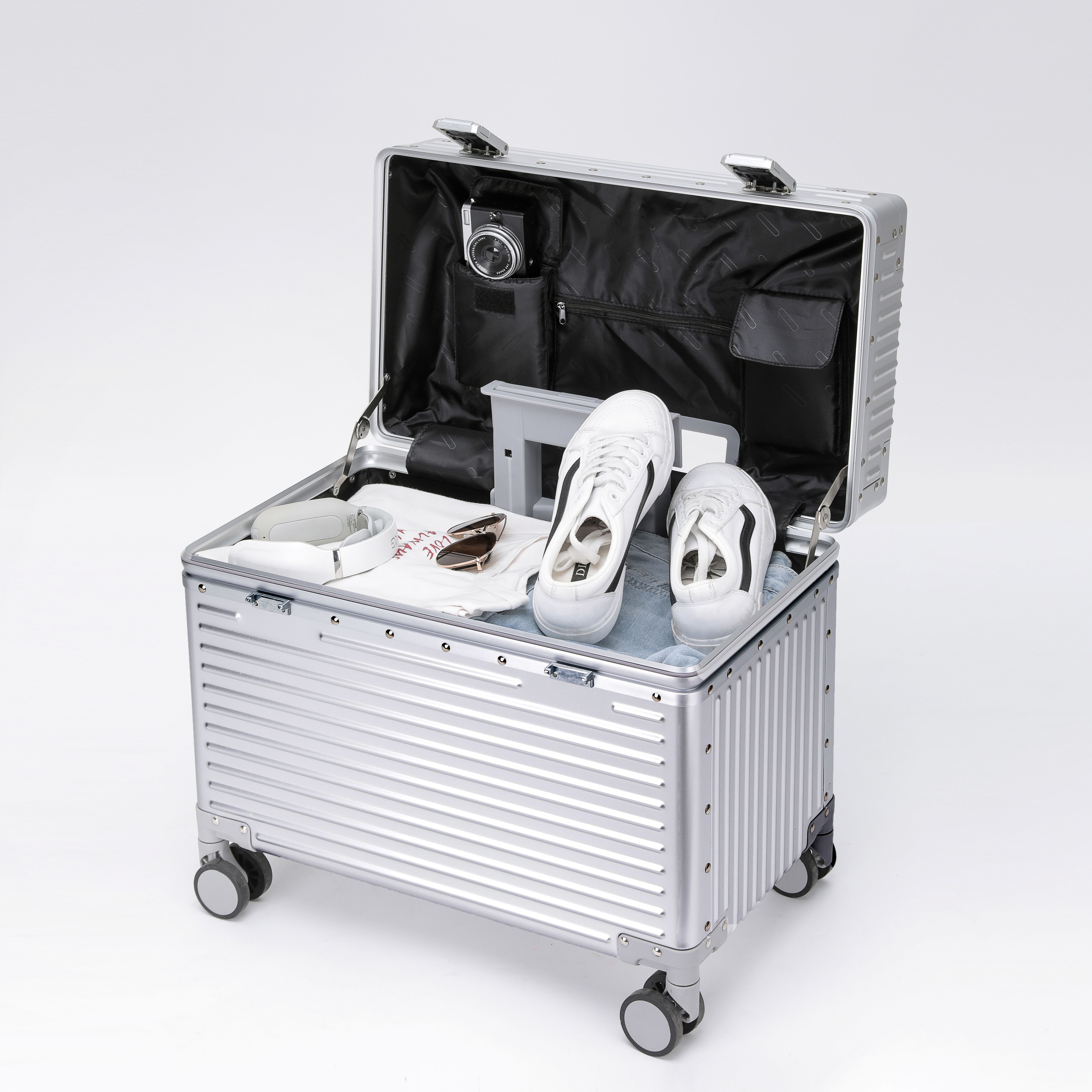 2 stuks magnesium en aluminium trolleybagagekoffersets